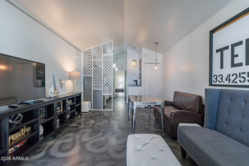 13-web-or-mls-College-13