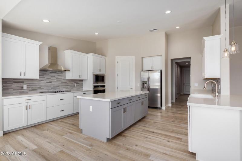 C28BDC9E-F5CD-45BD-BA5E-B1585E68DCA1