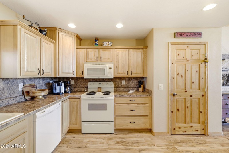 2245GrizzlyDr-HeberOvergaard-AZ-18