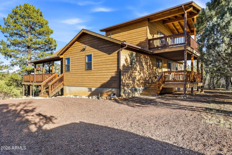2245GrizzlyDr-HeberOvergaard-AZ-31