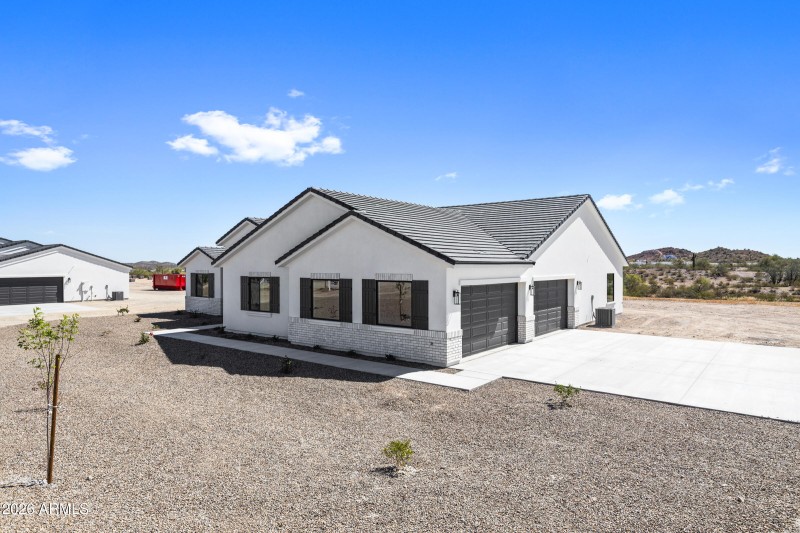 2579 W Marita St-2