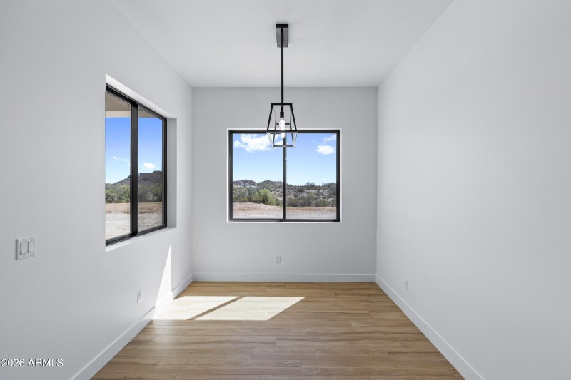 2579 W Marita St-16