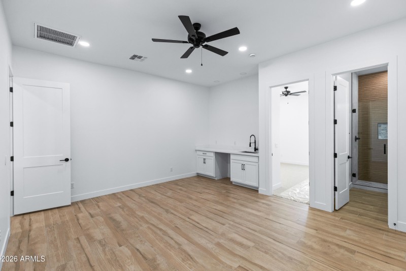 2579 W Marita St-31
