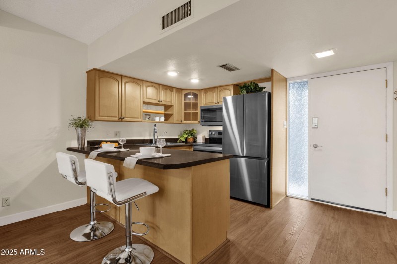 7-web-or-mls-16819-e-gunsight-dr-a3