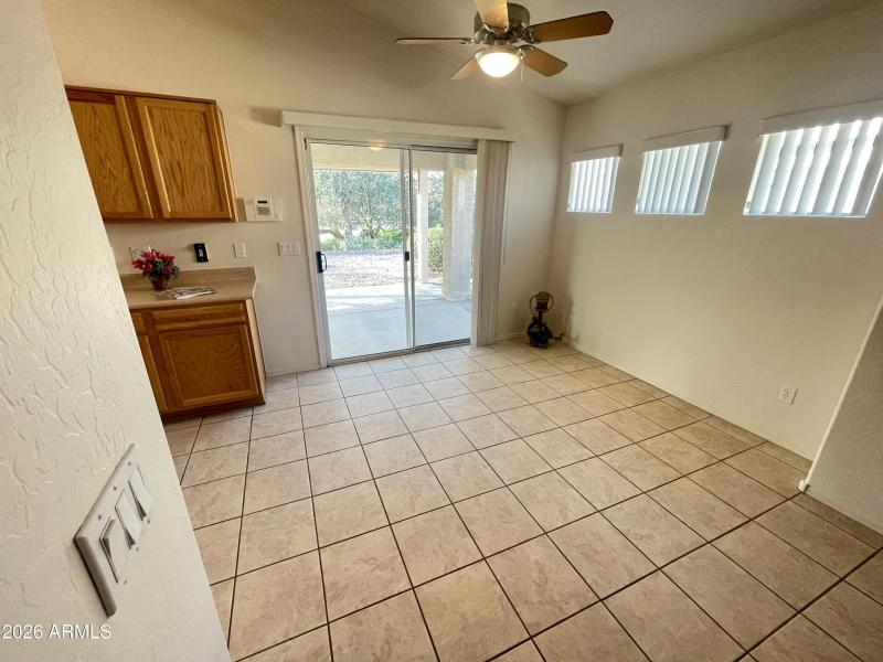 Breakfast Rm.facing slider