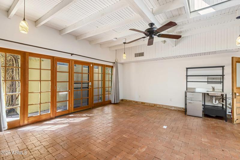 Detached Guest Casita with Efficiency Ki