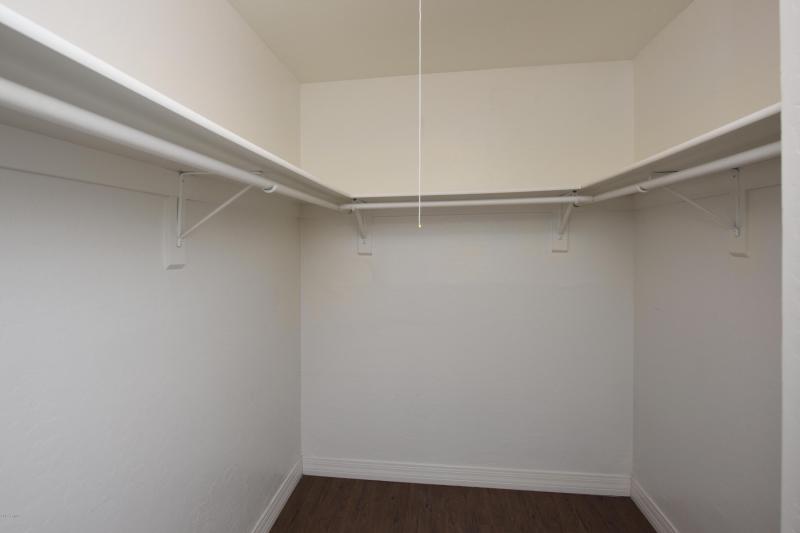 Walk-in Closet