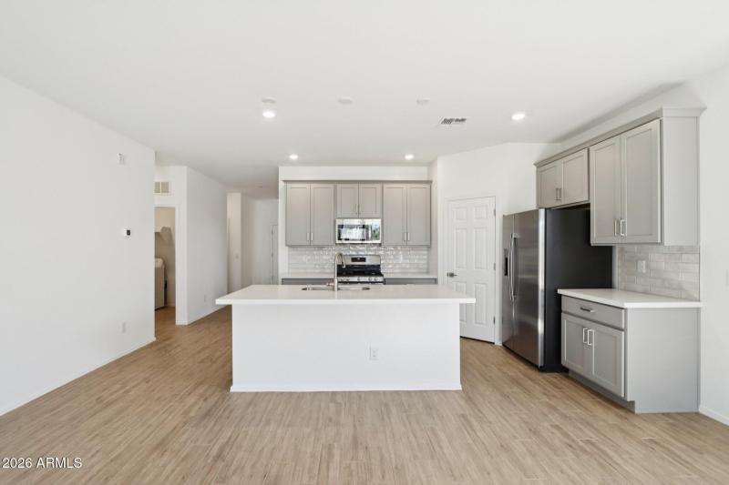 12-web-or-mls-N Eva Ln-S2510-012