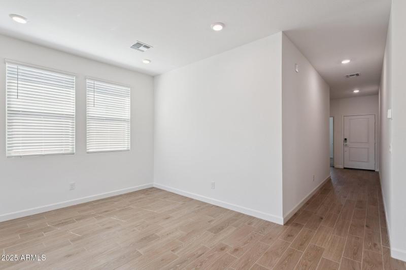 6-web-or-mls-2313-s-125th-dr-lot-156