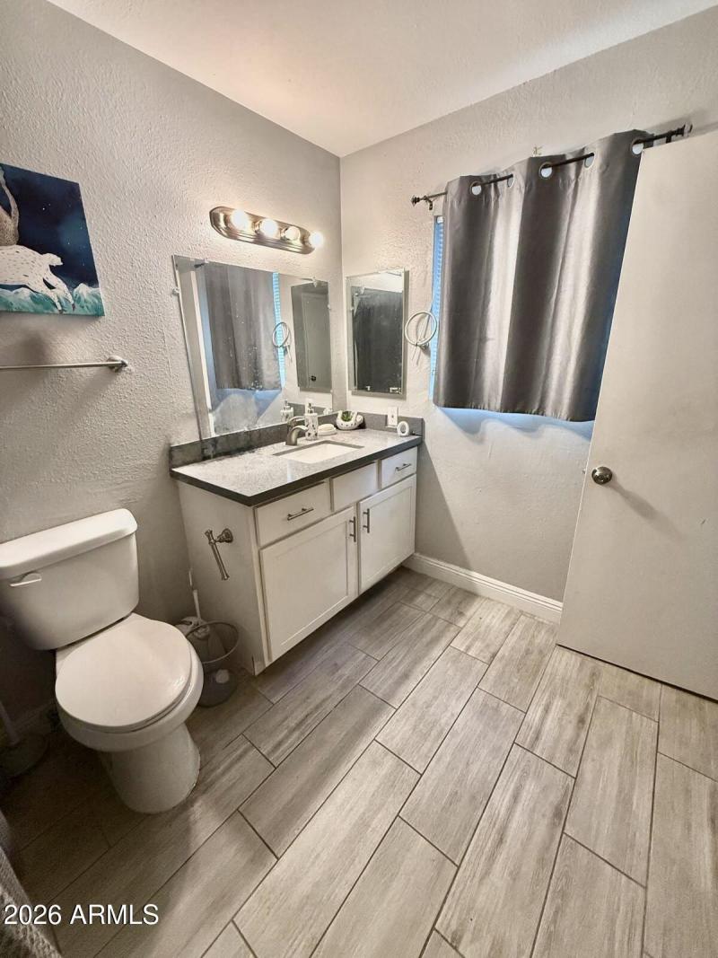 Full Bathroom upstairs