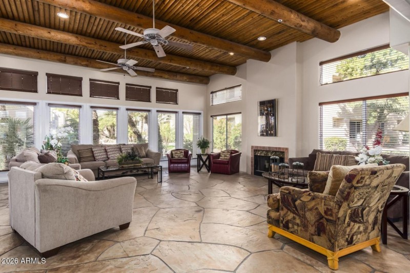 20190215033107470741000000-o