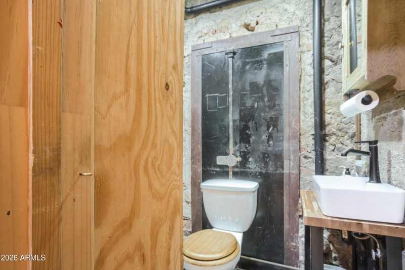 Downstairs Bathroom 2