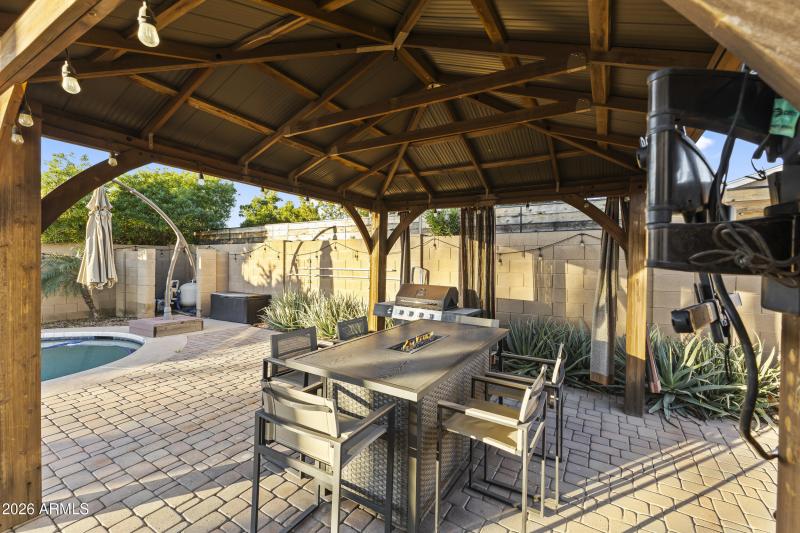 Backyard Pergola Seating Area