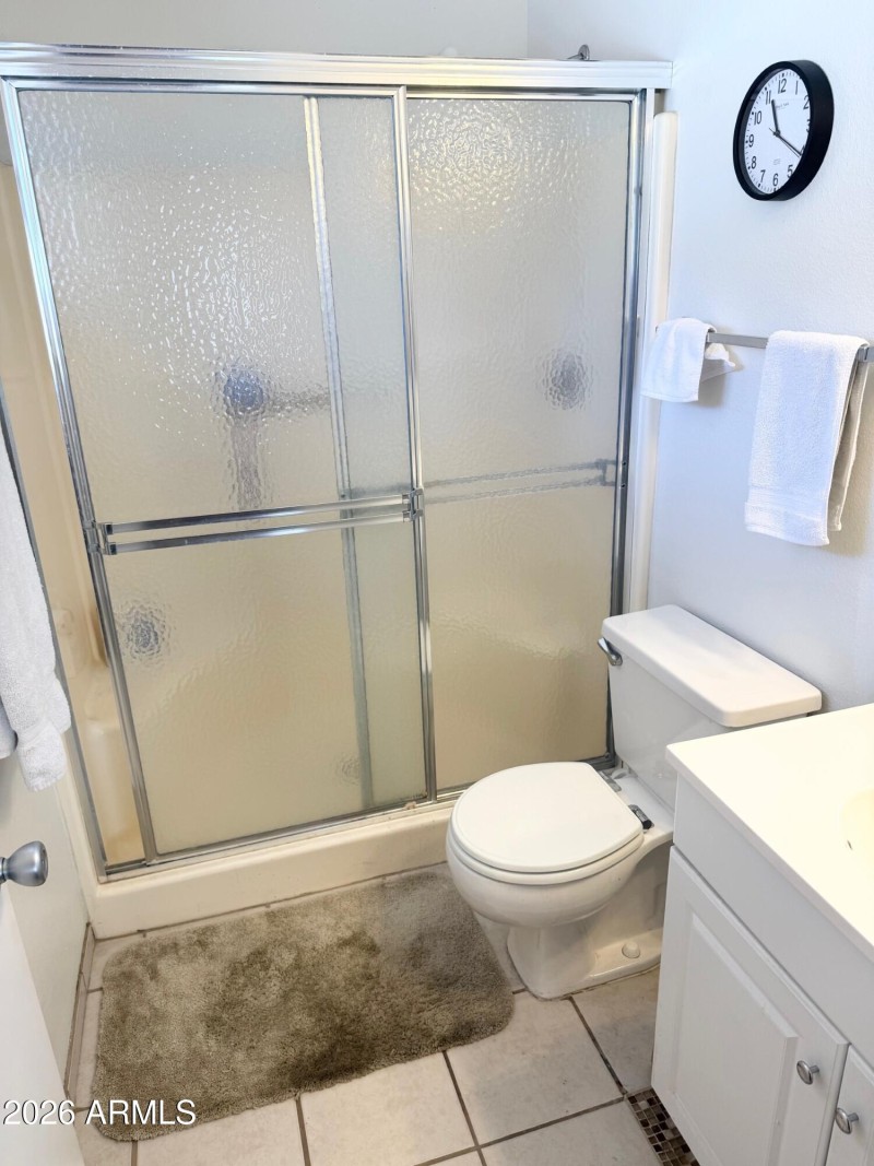 Primary Step-In Shower
