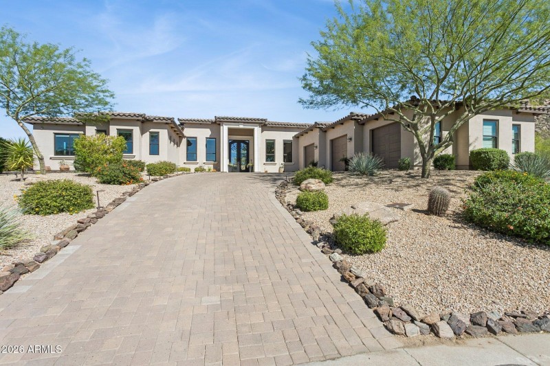 Spectacular Entrance