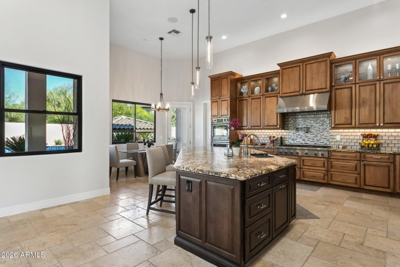 Kitchen Island seating area