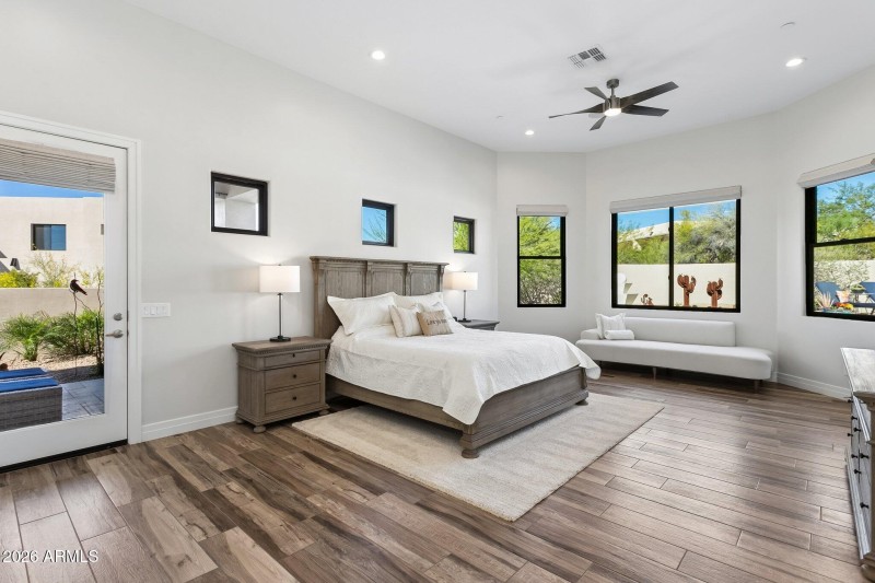 Luxurious Primary w/ outdoor seating