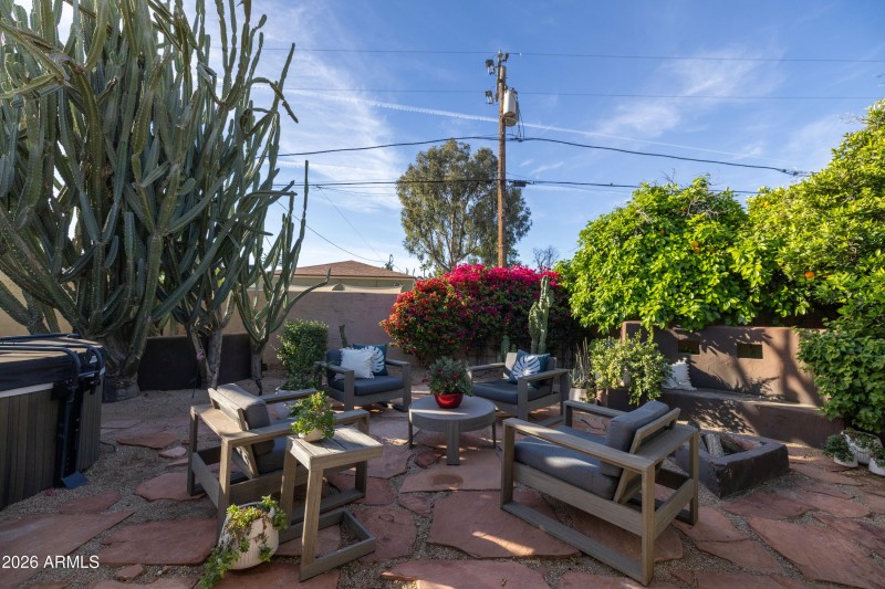 Beautiful Flagstone Patio