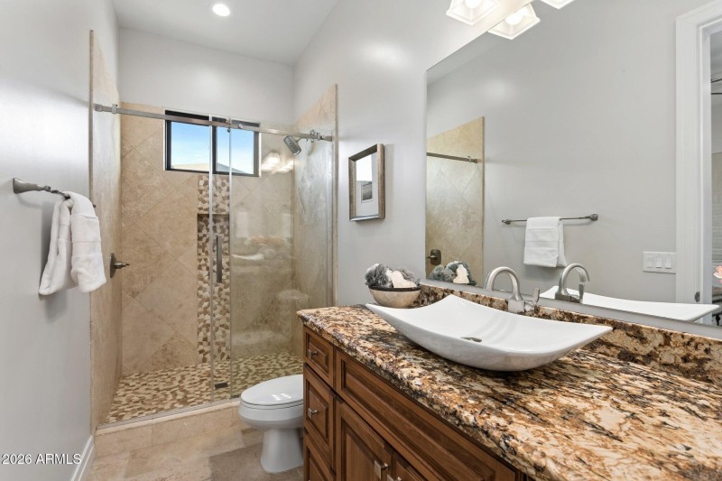 Guest En-Suite Private Bathroom