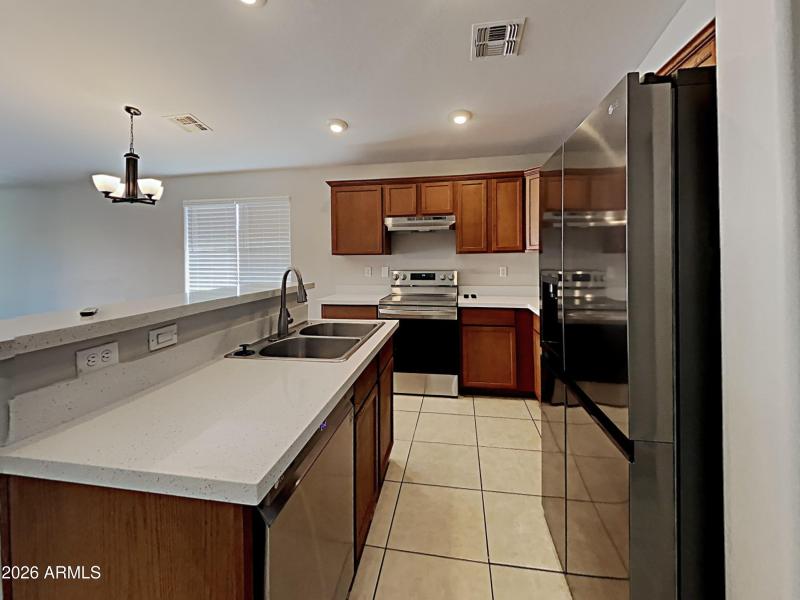 1005422.7911 S 48th Lane_2