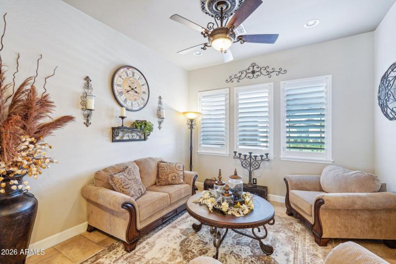 10-web-or-mls-N 129th Dr-010