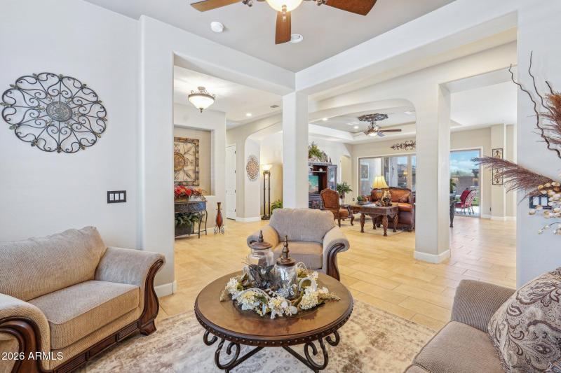 11-web-or-mls-N 129th Dr-011