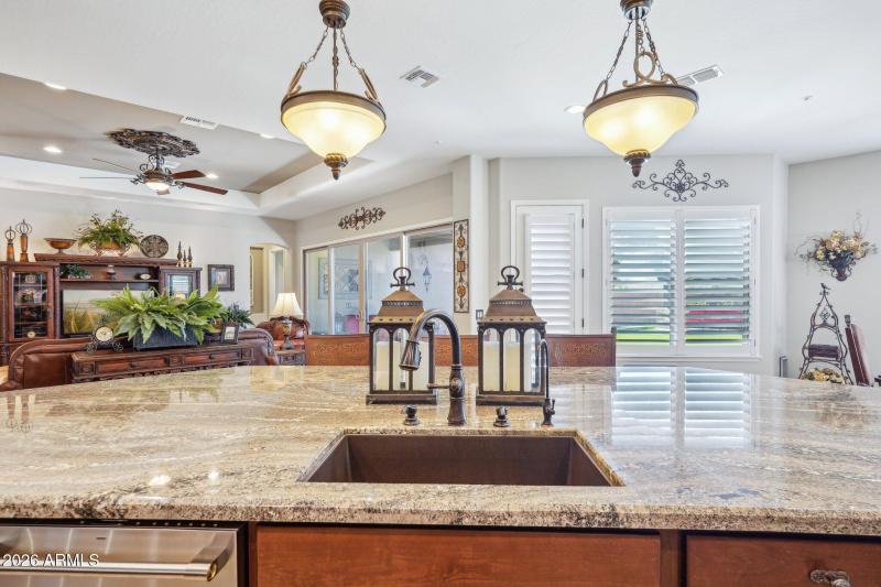 23-web-or-mls-N 129th Dr-023