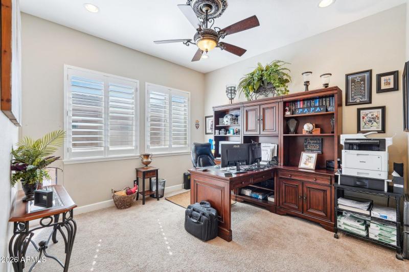 41-web-or-mls-N 129th Dr-041