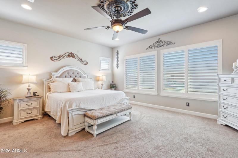 55-web-or-mls-N 129th Dr-055