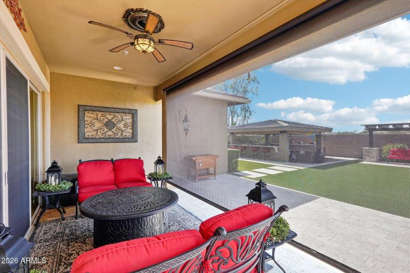 56-web-or-mls-N 129th Dr-056