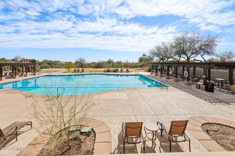 71-web-or-mls-N 129th Dr-907