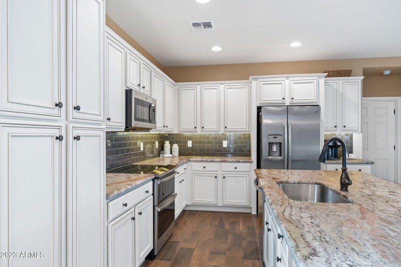 4456 Covered Wagon Trl