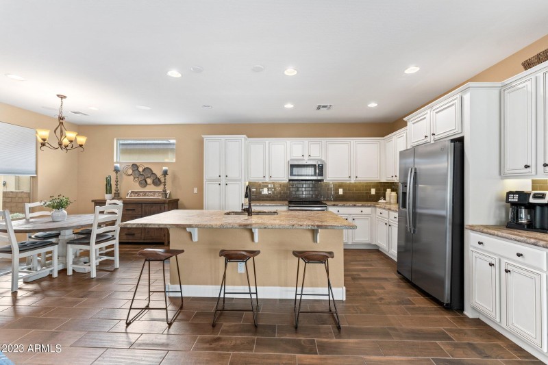 4456 Covered Wagon Trl