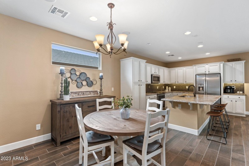 4456 Covered Wagon Trl