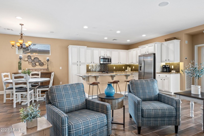 4456 Covered Wagon Trl