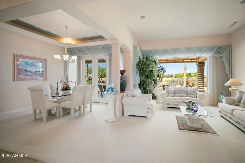 06-15926 W Superstition Way