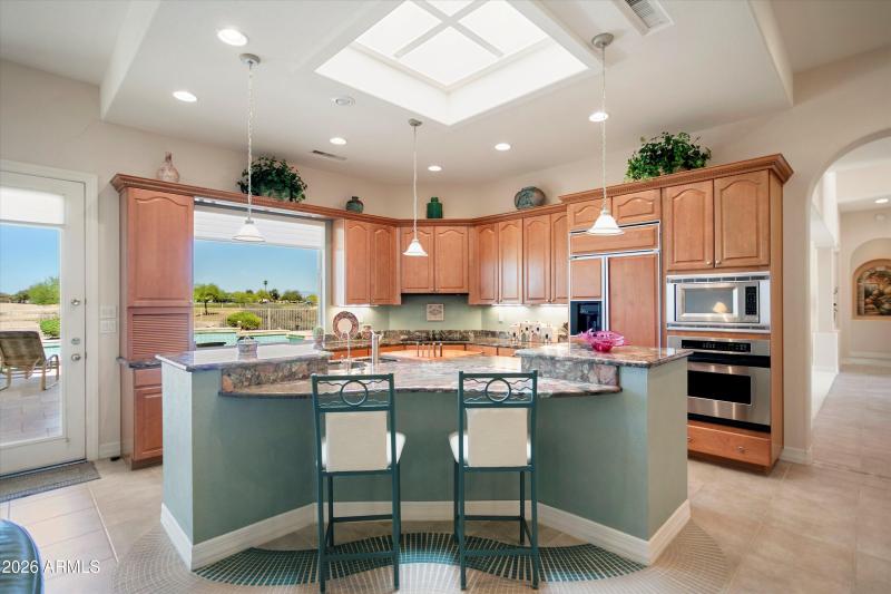 11-15926 W Superstition Way