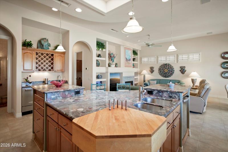 14-15926 W Superstition Way