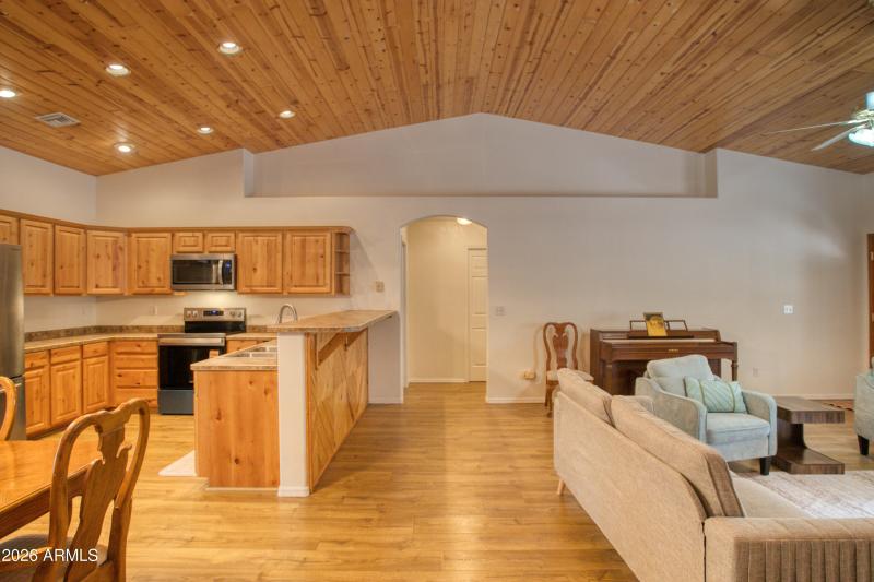 T&G ceilings greatroom