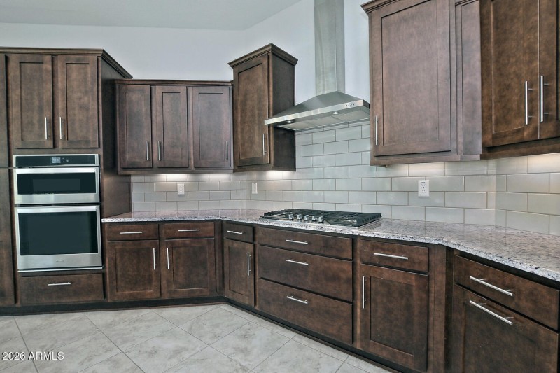 8180 W Silver Spring Way-large-013-006-U