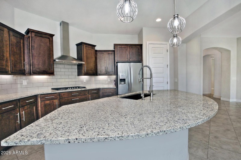 8180 W Silver Spring Way-large-017-042-S