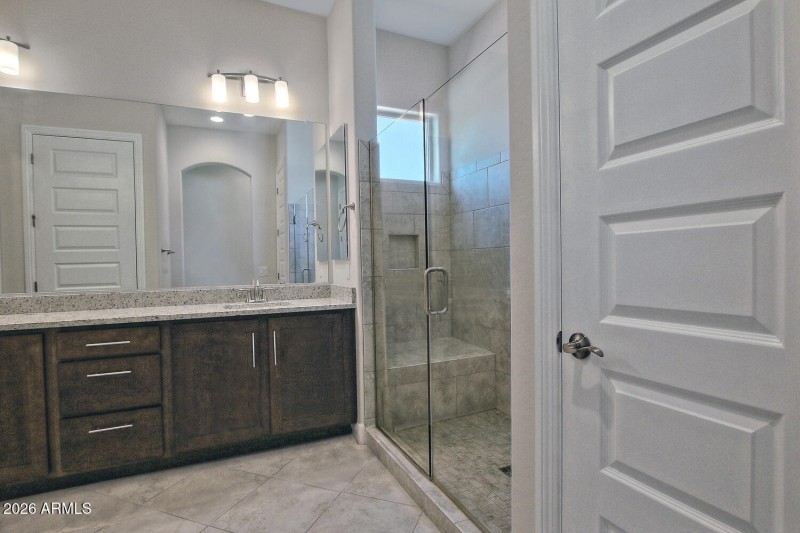 8180 W Silver Spring Way-large-028-020-P