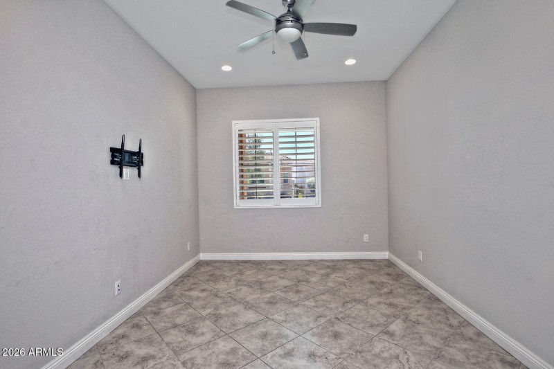 8180 W Silver Spring Way-large-036-007-D