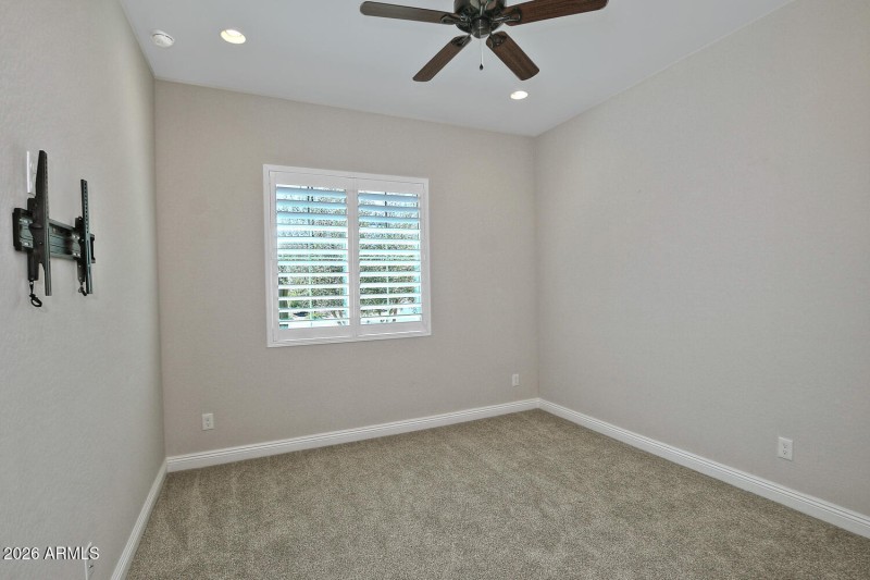 8180 W Silver Spring Way-large-038-026-B