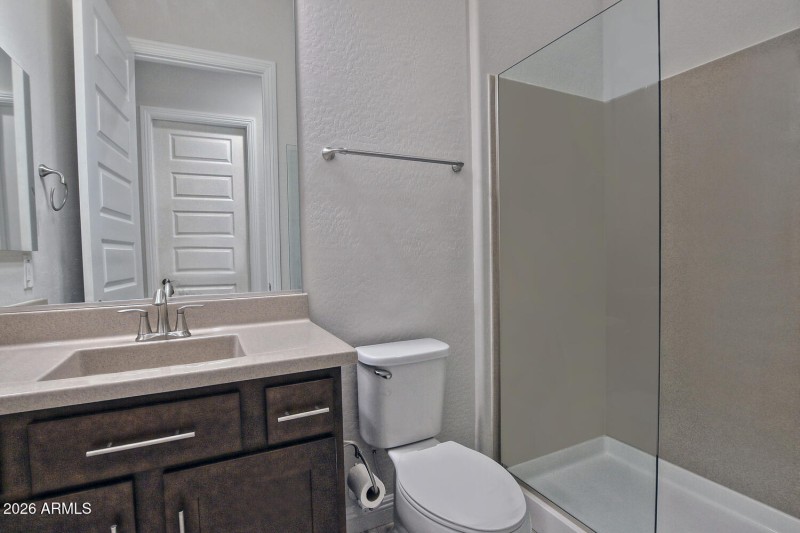 8180 W Silver Spring Way-large-040-009-F