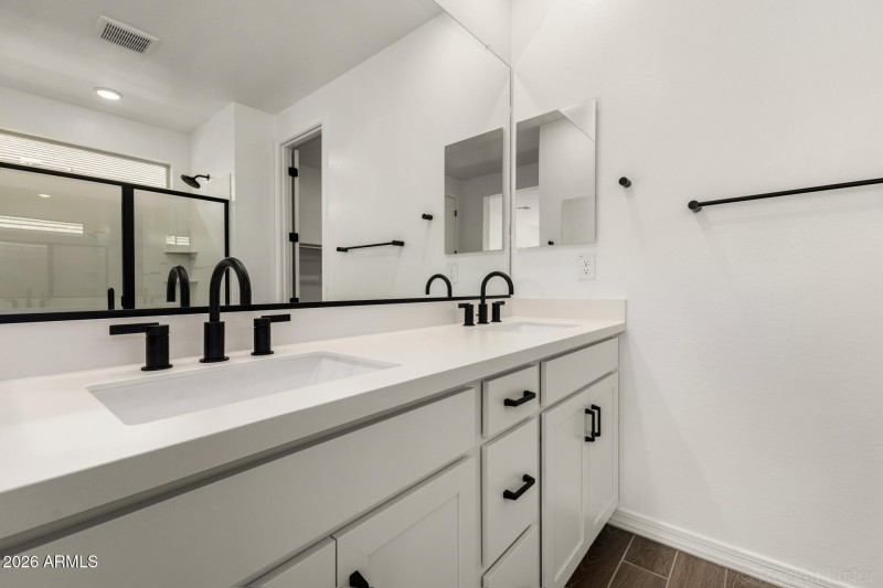 PHX_TylerRanch_Lot 2038_Azure_24197_Owne