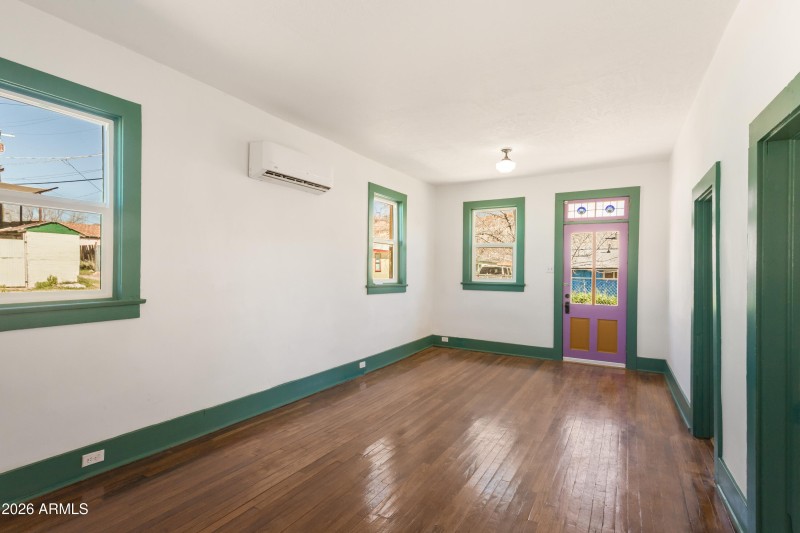 2) 68985-69bb561001ee8