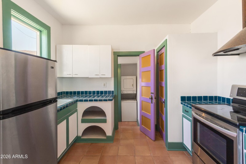 7) 68985-69bb5610ae04d