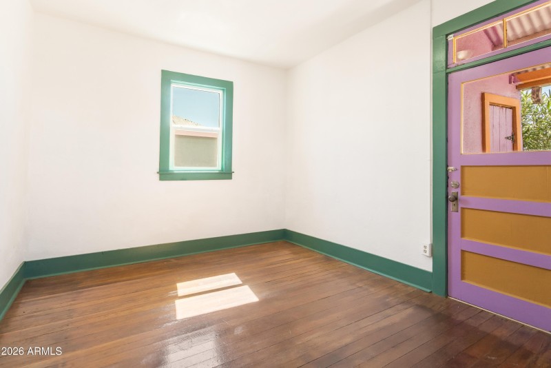 13) 68985-69bb560557321