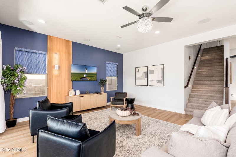 3413 E Crest Ln, 03-16 - 08